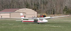 Landing Schweizer 1-34 Glider